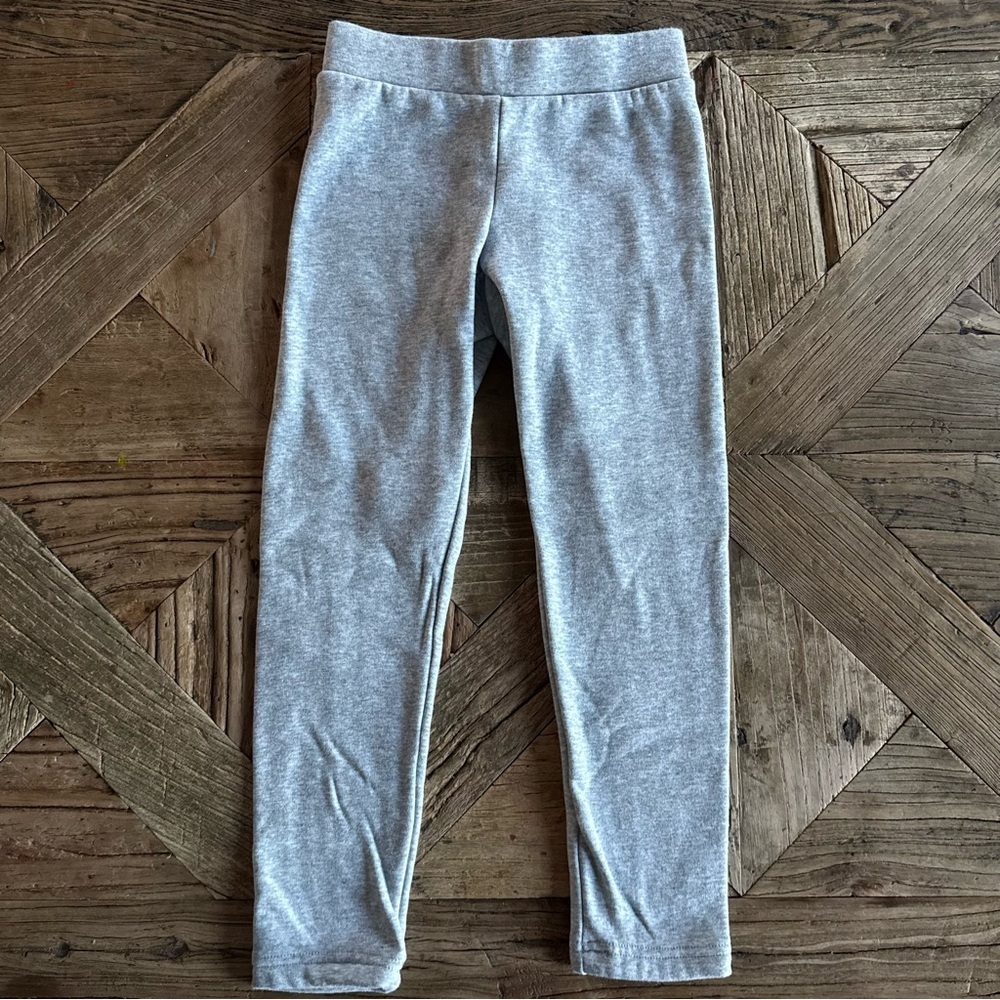 NWOT Old Navy Kids Heather Gray Cozy-Lined Kids Leggings M (8)